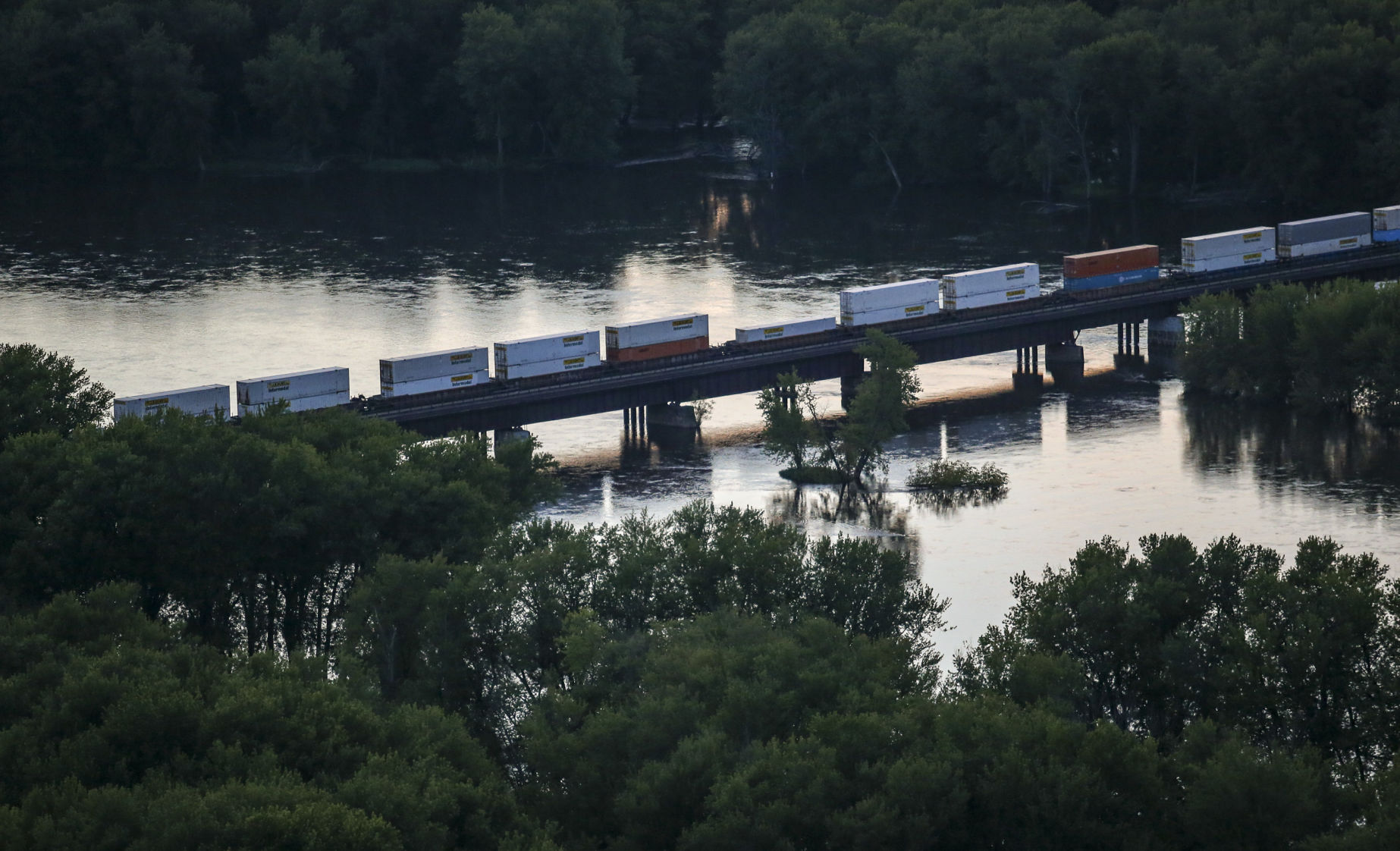 THE GREAT RIVER-0274